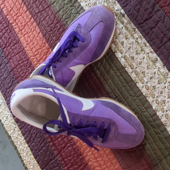 NIKE* vintage Oceania Bright Violet ultra rare in EXCELLENT condition size 7 - Picture 2 of 16